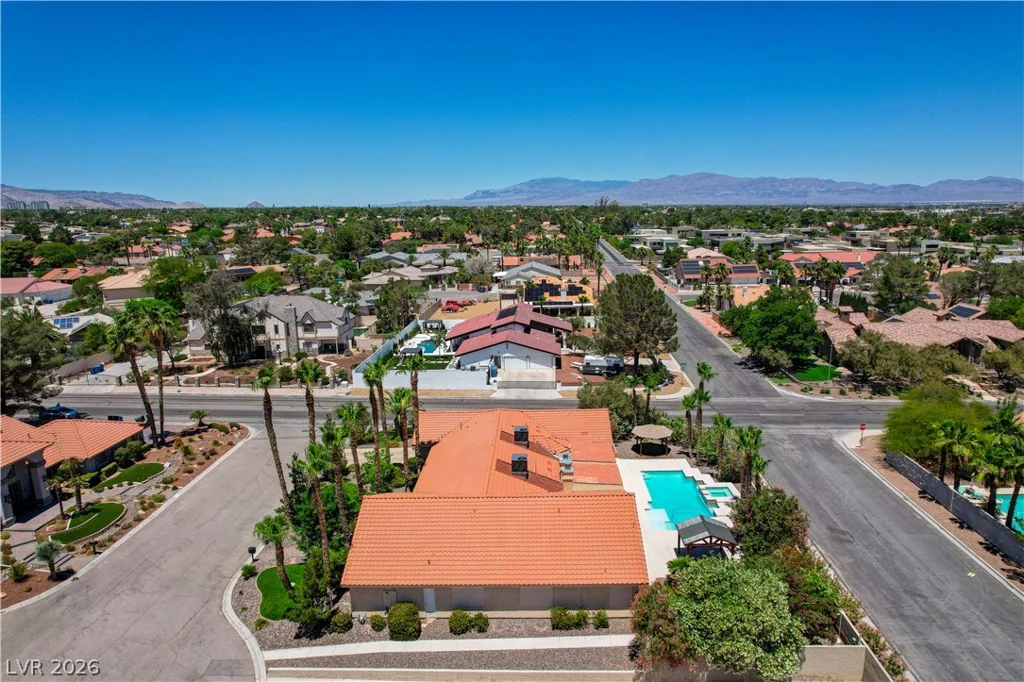7441 Darby, Las Vegas, NV 89117