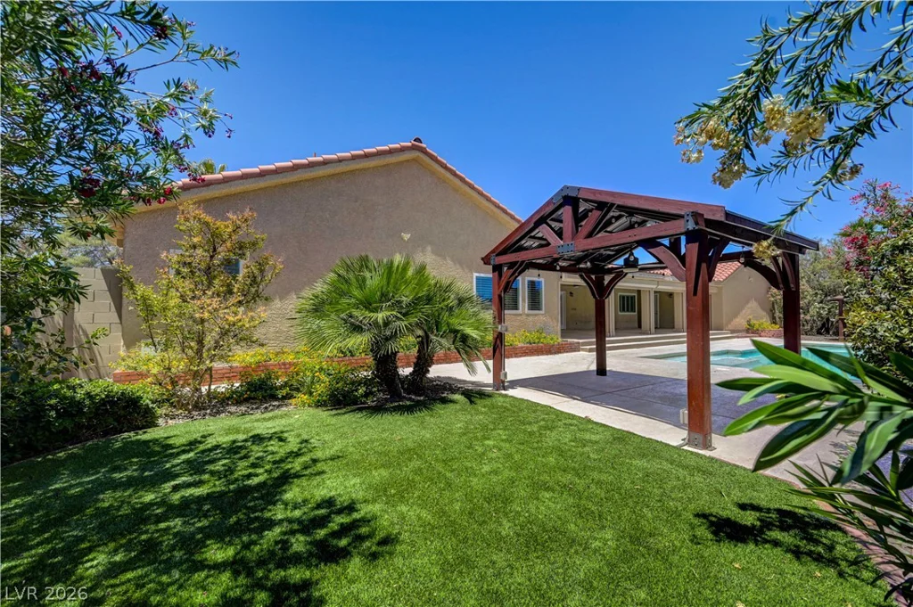 7441 Darby, Las Vegas, NV 89117