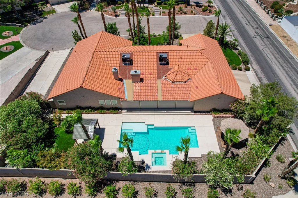 7441 Darby, Las Vegas, NV 89117