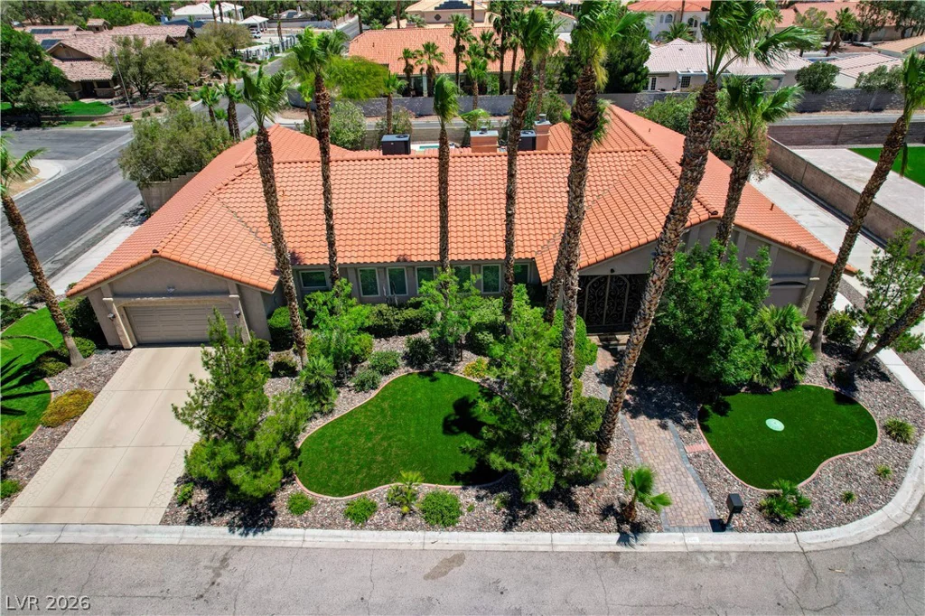 7441 Darby, Las Vegas, NV 89117