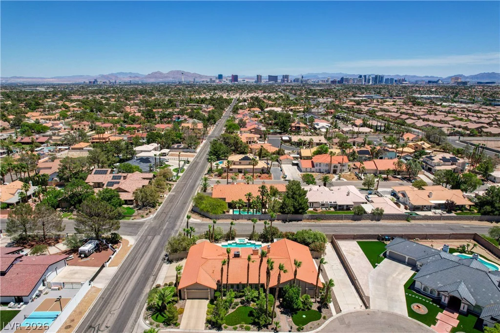 7441 Darby, Las Vegas, NV 89117