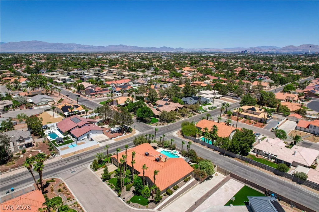 7441 Darby, Las Vegas, NV 89117