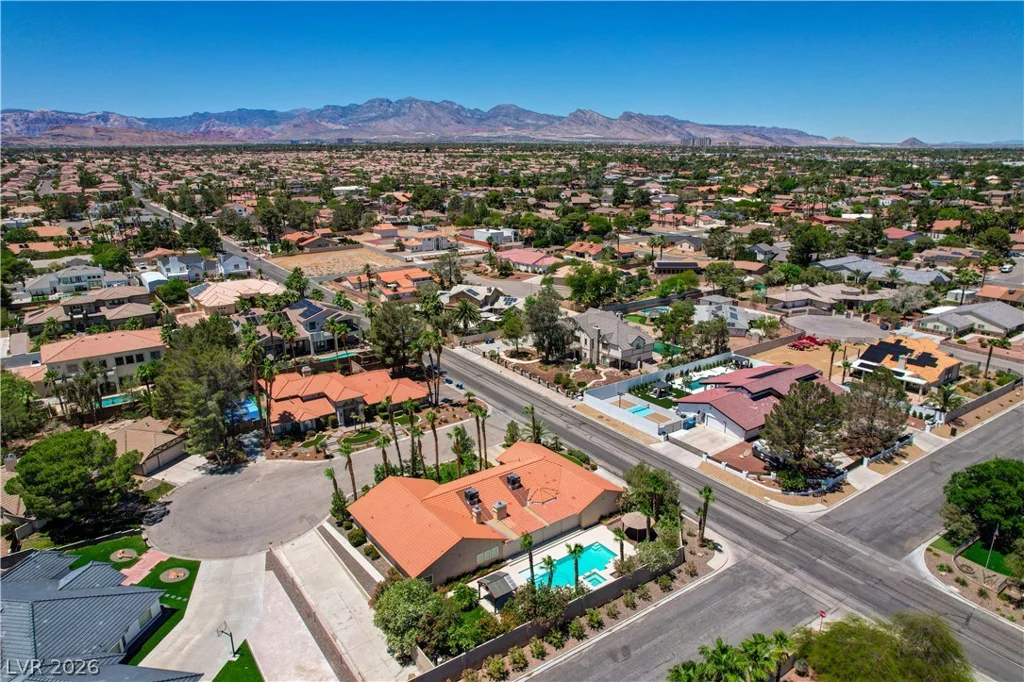 7441 Darby, Las Vegas, NV 89117