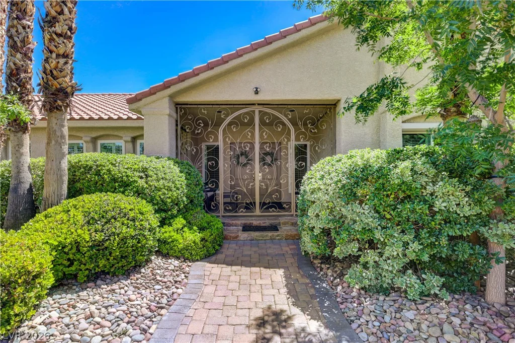 7441 Darby, Las Vegas, NV 89117