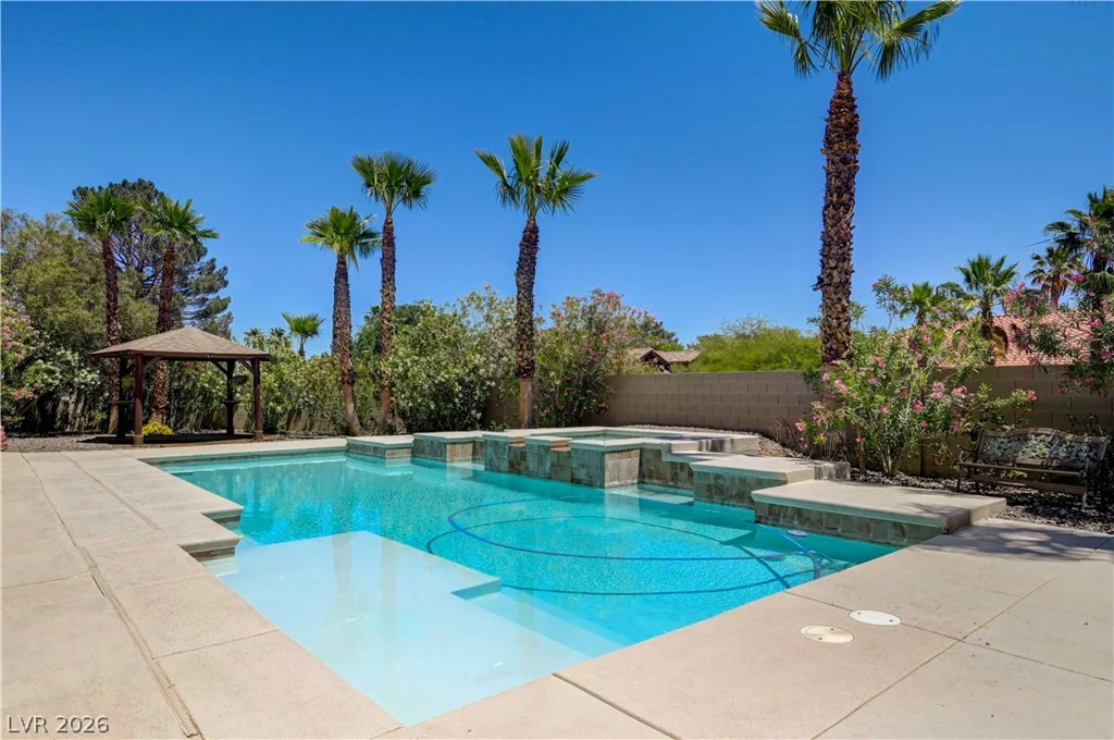 7441 Darby, Las Vegas, NV 89117
