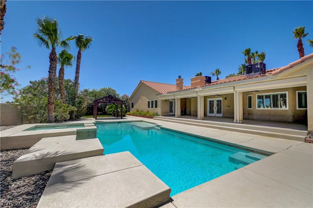 7441 Darby, Las Vegas, NV 89117