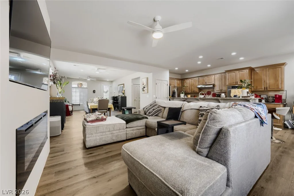 3525 Auburn Shadow, Las Vegas, NV 89129