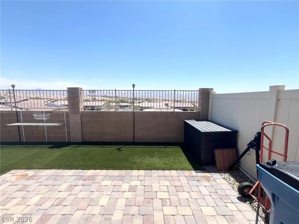 2722 Chinaberry Hill, Laughlin, NV 89029