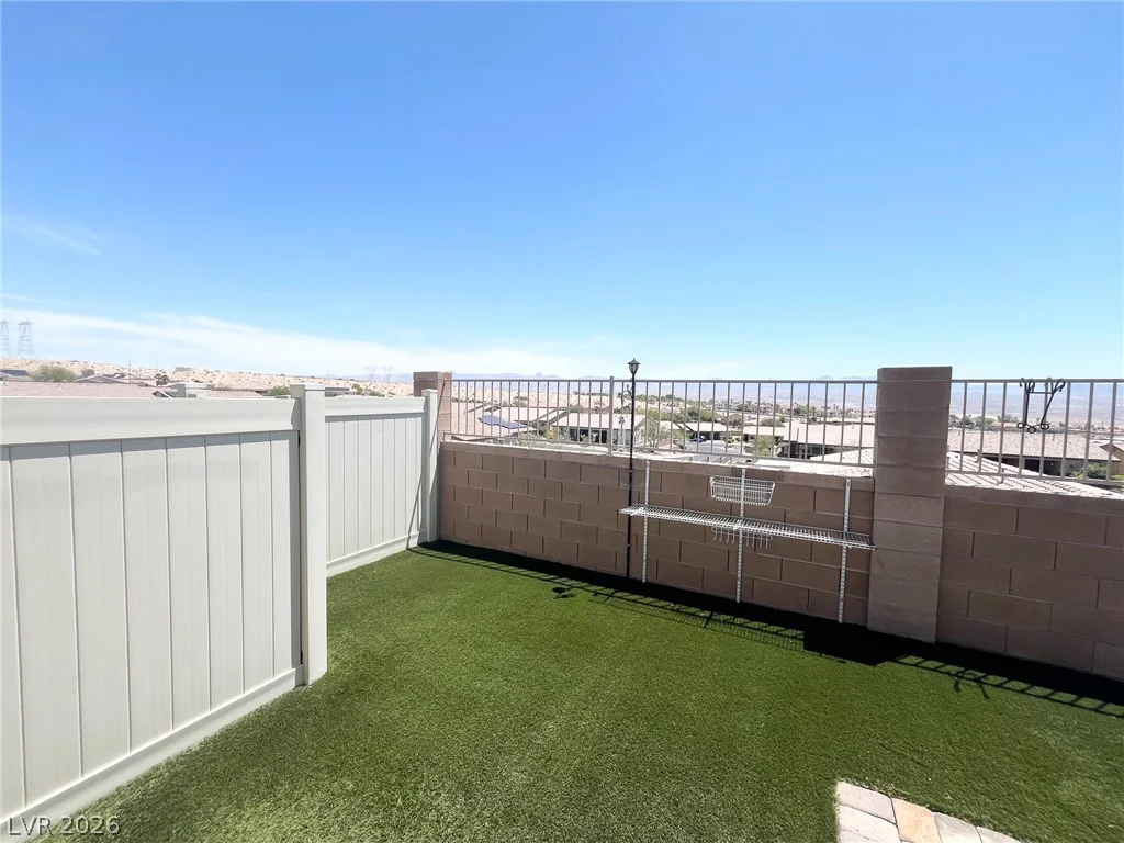 2722 Chinaberry Hill, Laughlin, NV 89029