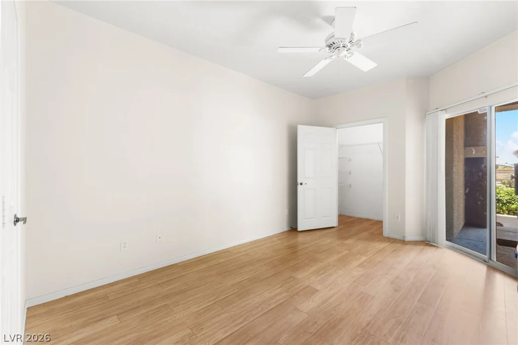 5855 Valley, North Las Vegas, NV 89031