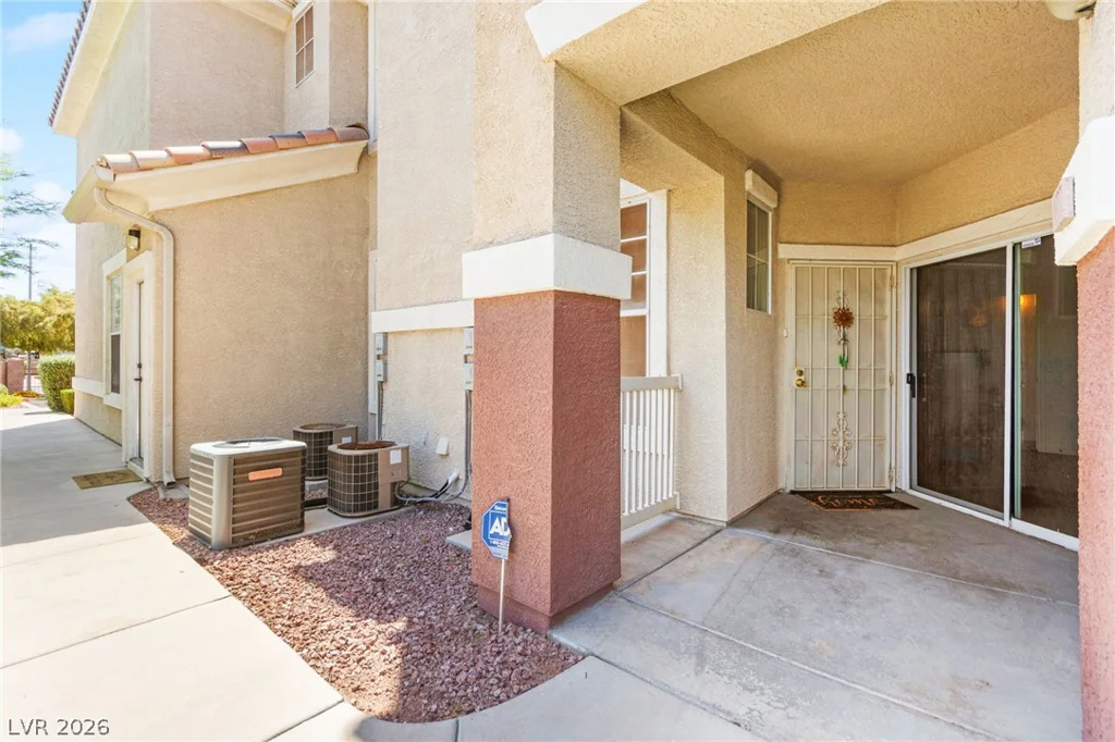 5855 Valley, North Las Vegas, NV 89031