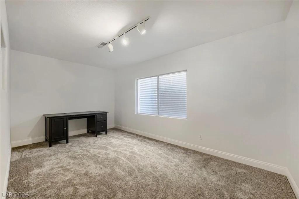 8716 Castle Hill, Las Vegas, NV 89129