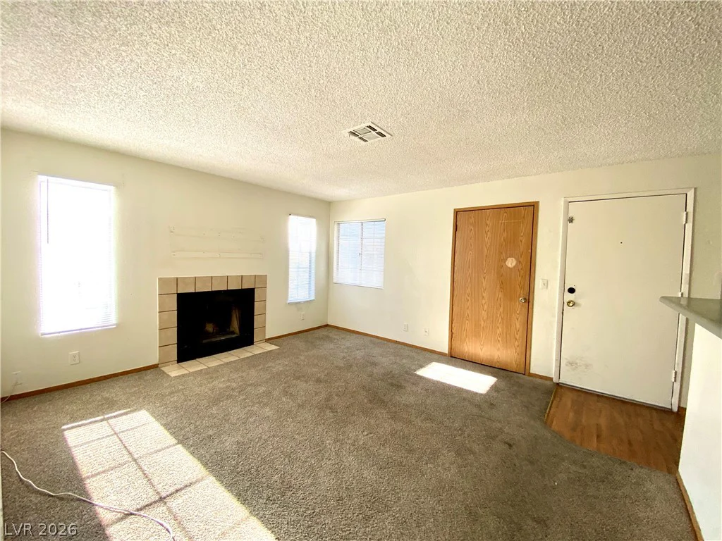 1872 Cosmic, Las Vegas, NV 89115
