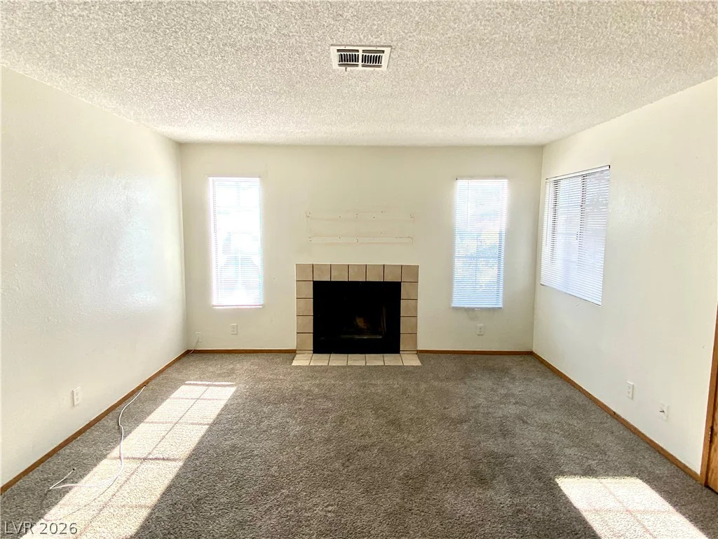 1872 Cosmic, Las Vegas, NV 89115