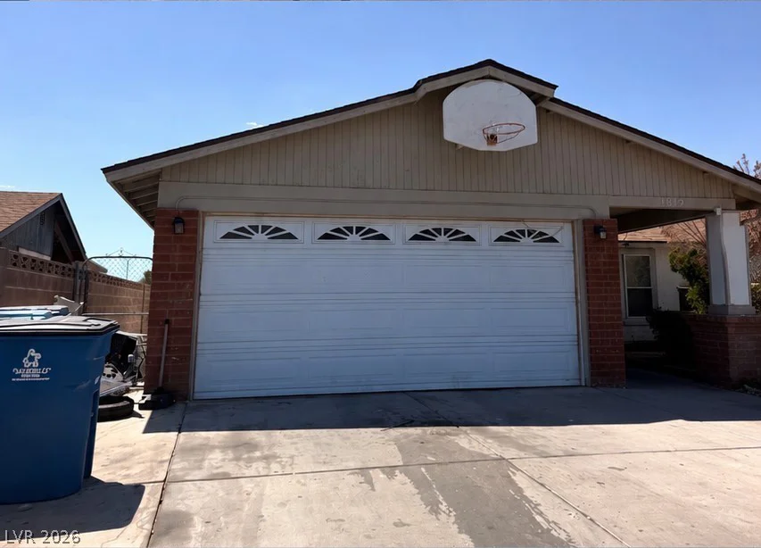 1819 Shagbark, Las Vegas, NV 89156