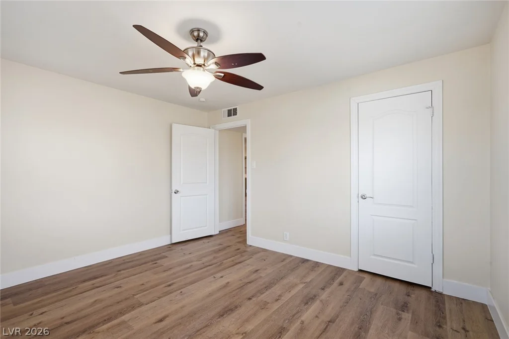 2105 Santa Paula, Las Vegas, NV 89104