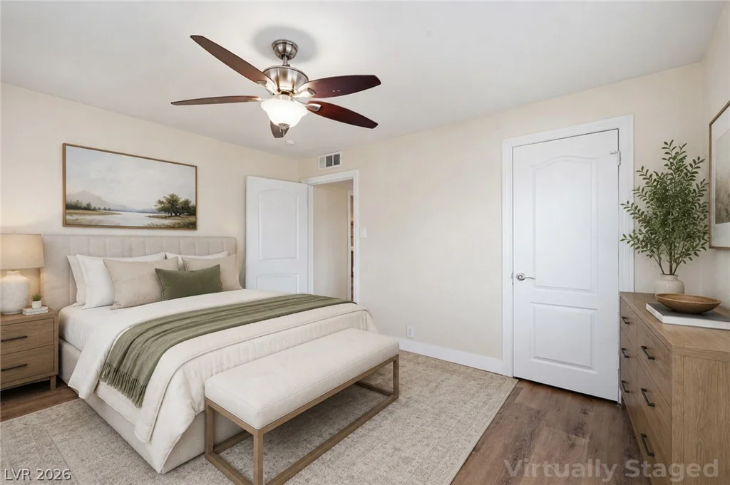 2105 Santa Paula, Las Vegas, NV 89104