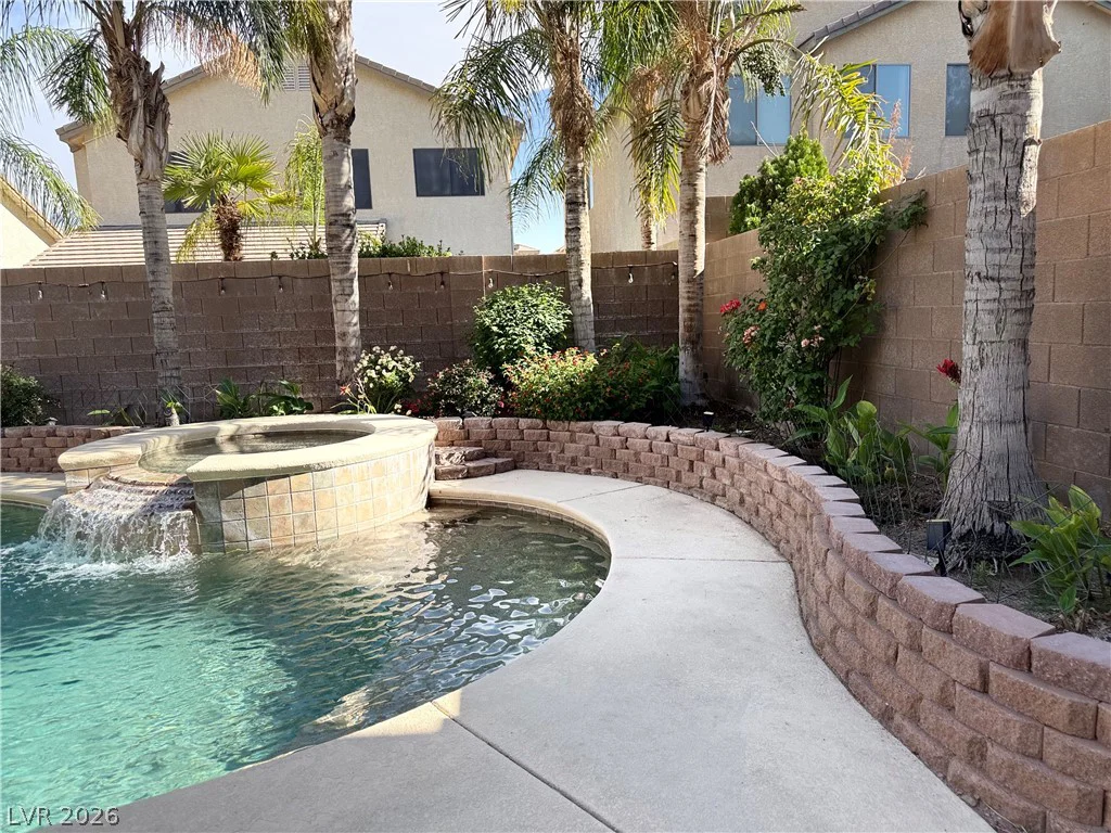 9109 Little Horse, Las Vegas, NV 89143