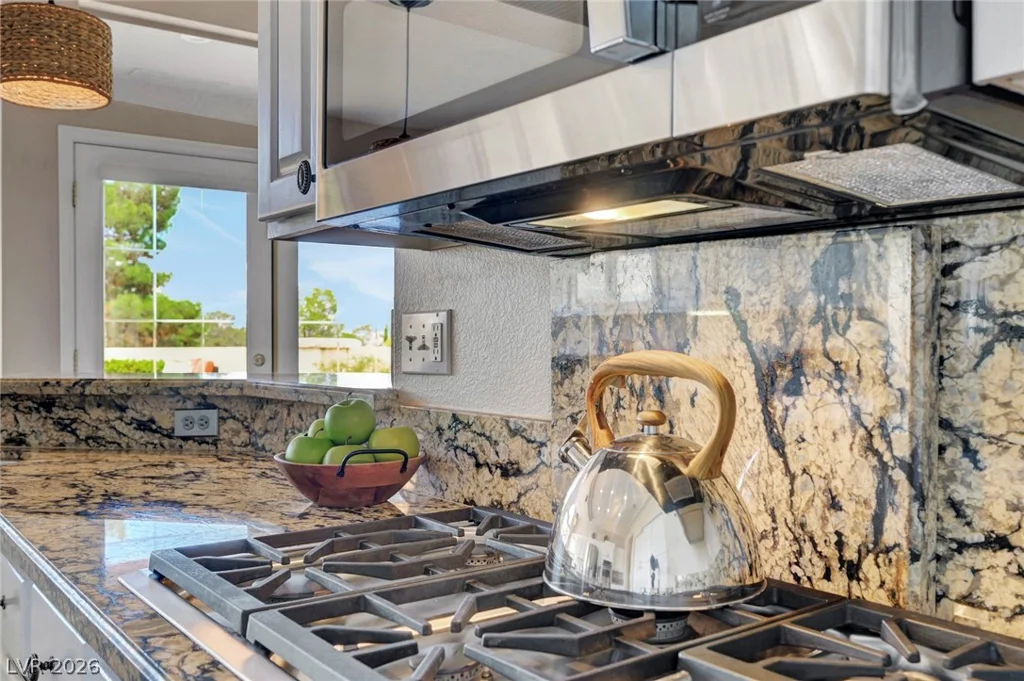 10300 Button Willow, Las Vegas, NV 89134