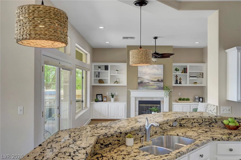 10300 Button Willow, Las Vegas, NV 89134