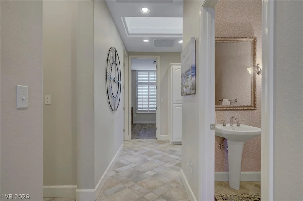 10300 Button Willow, Las Vegas, NV 89134