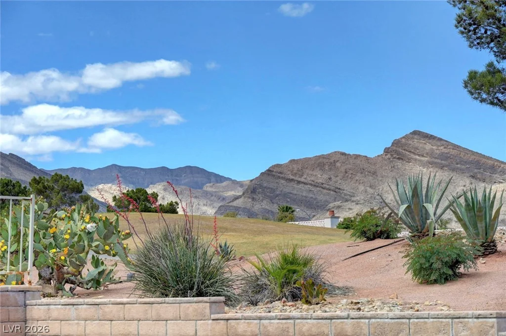 10300 Button Willow, Las Vegas, NV 89134