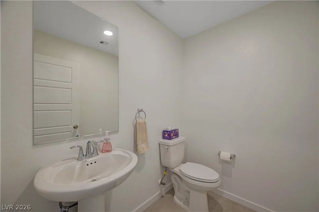 6318 Foxes Dale, Las Vegas, NV 89166