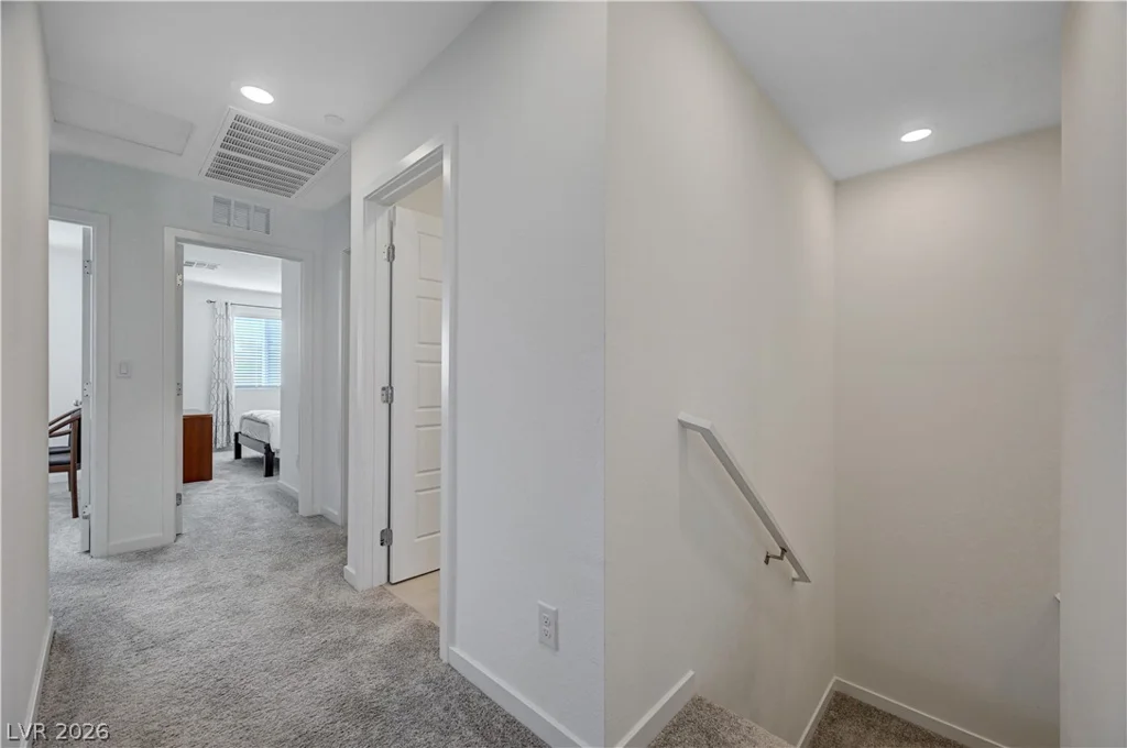 6318 Foxes Dale, Las Vegas, NV 89166