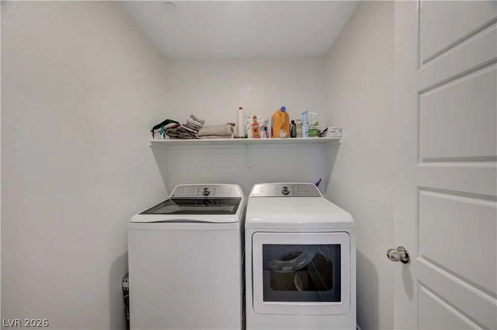 6318 Foxes Dale, Las Vegas, NV 89166