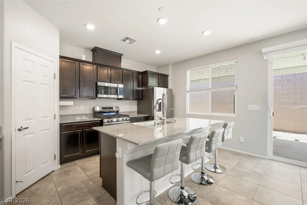 1301 Luna Del Oro, Henderson, NV 89002