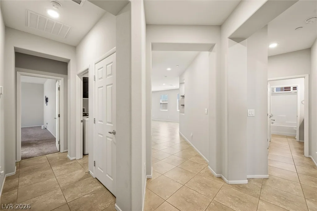 1301 Luna Del Oro, Henderson, NV 89002