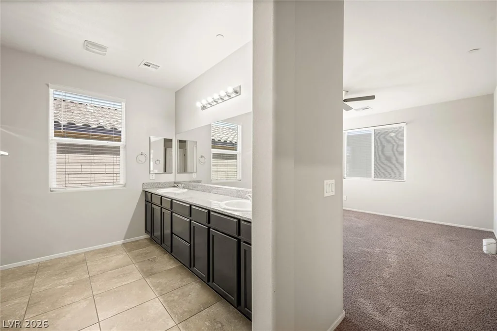 1301 Luna Del Oro, Henderson, NV 89002