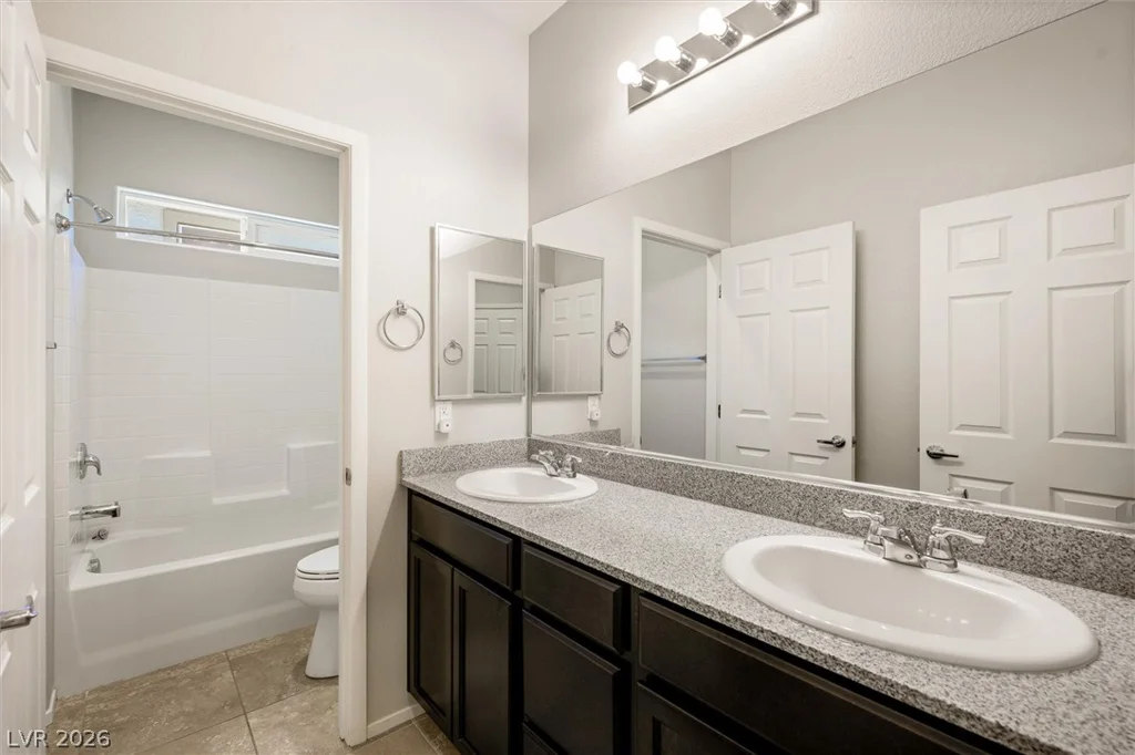 1301 Luna Del Oro, Henderson, NV 89002