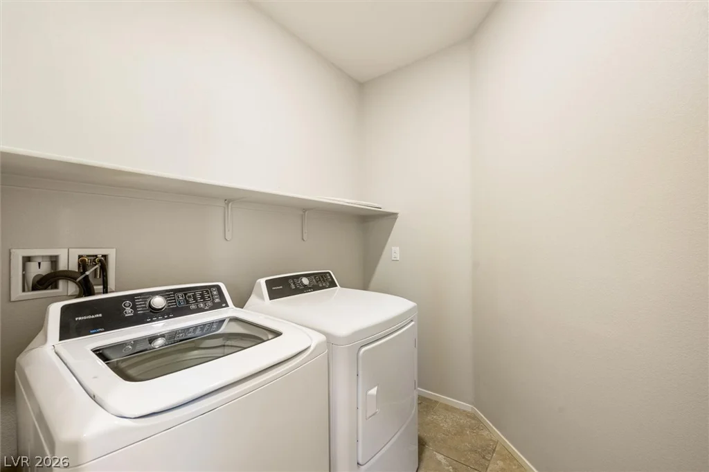 1301 Luna Del Oro, Henderson, NV 89002