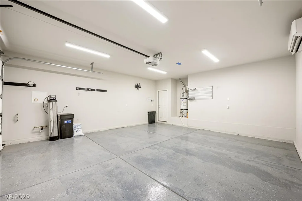 1301 Luna Del Oro, Henderson, NV 89002