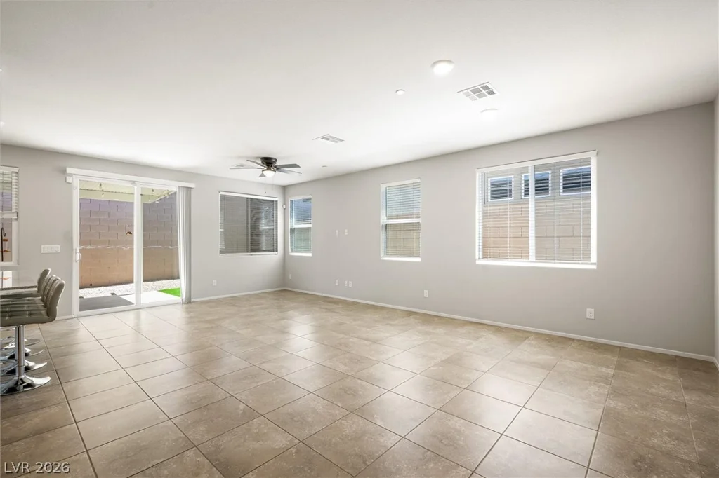 1301 Luna Del Oro, Henderson, NV 89002
