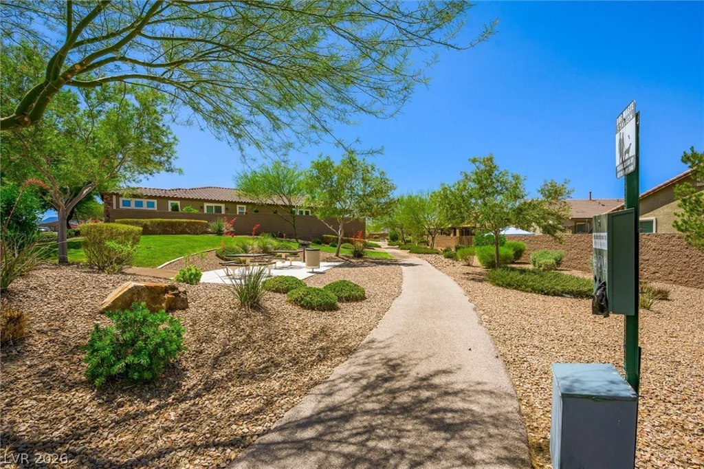 1301 Luna Del Oro, Henderson, NV 89002
