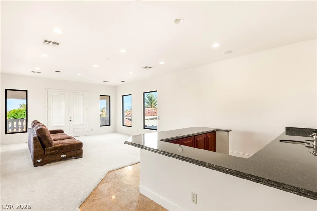 8895 Tenaya, Las Vegas, NV 89113
