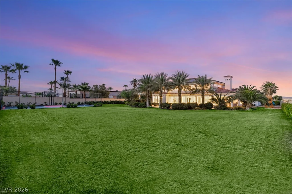 8895 Tenaya, Las Vegas, NV 89113