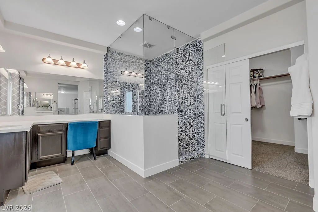 8155 Deer Clan, Las Vegas, NV 89131