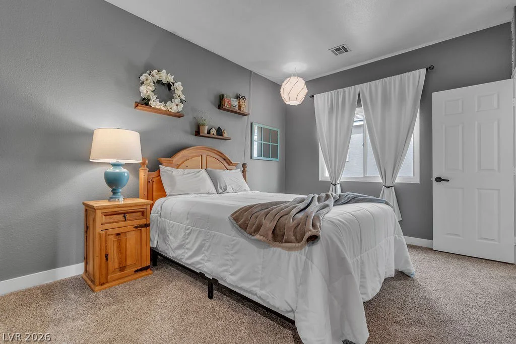 8155 Deer Clan, Las Vegas, NV 89131