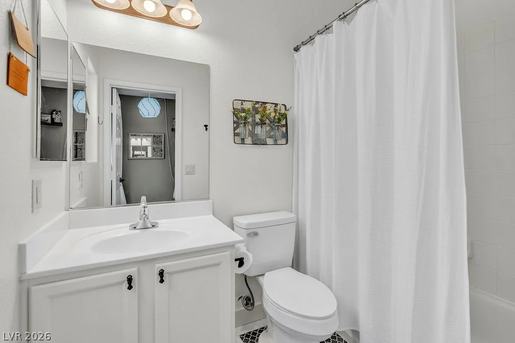 8155 Deer Clan, Las Vegas, NV 89131