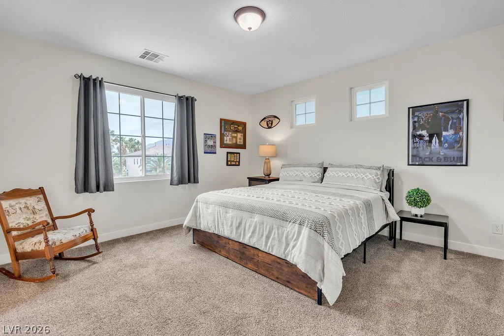 8155 Deer Clan, Las Vegas, NV 89131