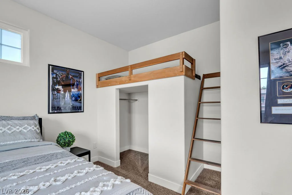 8155 Deer Clan, Las Vegas, NV 89131