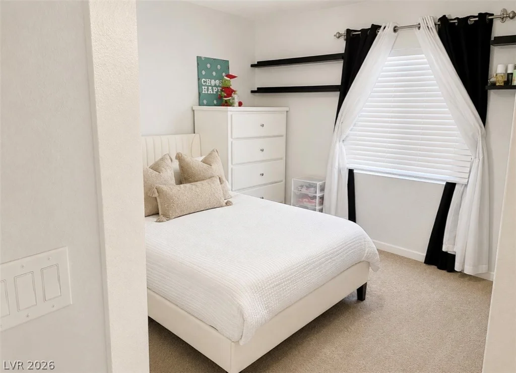 2444 Belt Buckley, Henderson, NV 89002