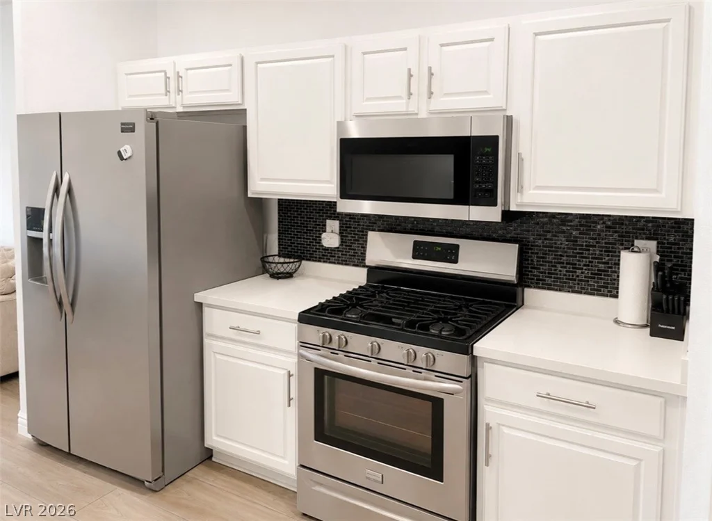 2444 Belt Buckley, Henderson, NV 89002