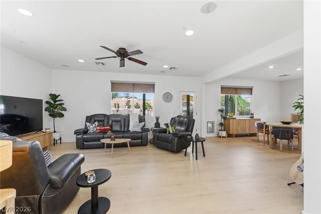 929 Aspen Cliff, Henderson, NV 89011