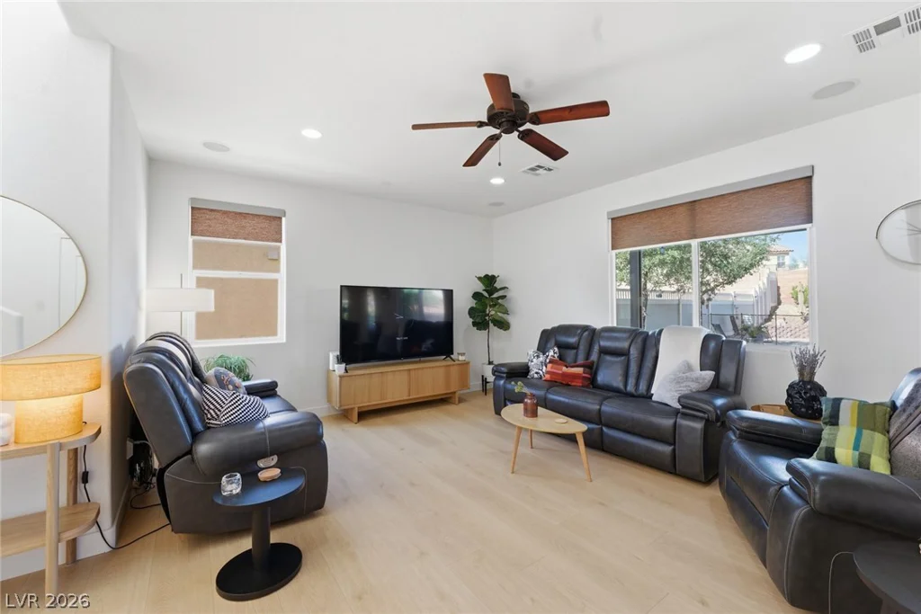 929 Aspen Cliff, Henderson, NV 89011