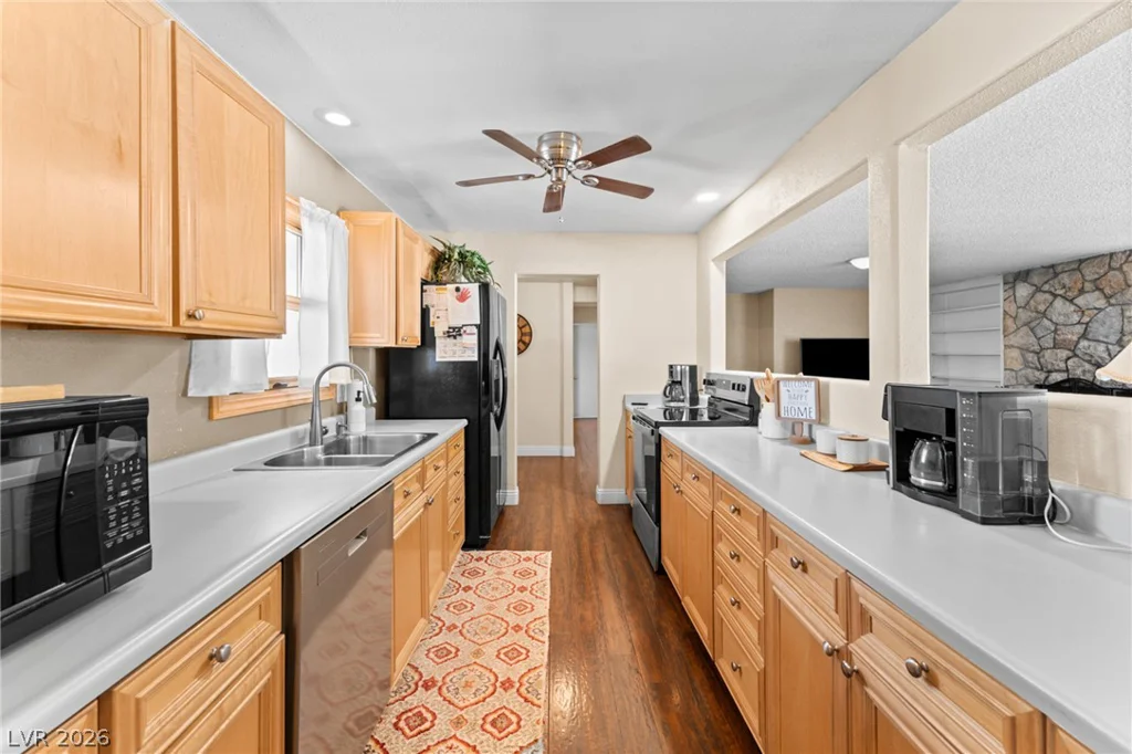 1212 Westlund, Las Vegas, NV 89102