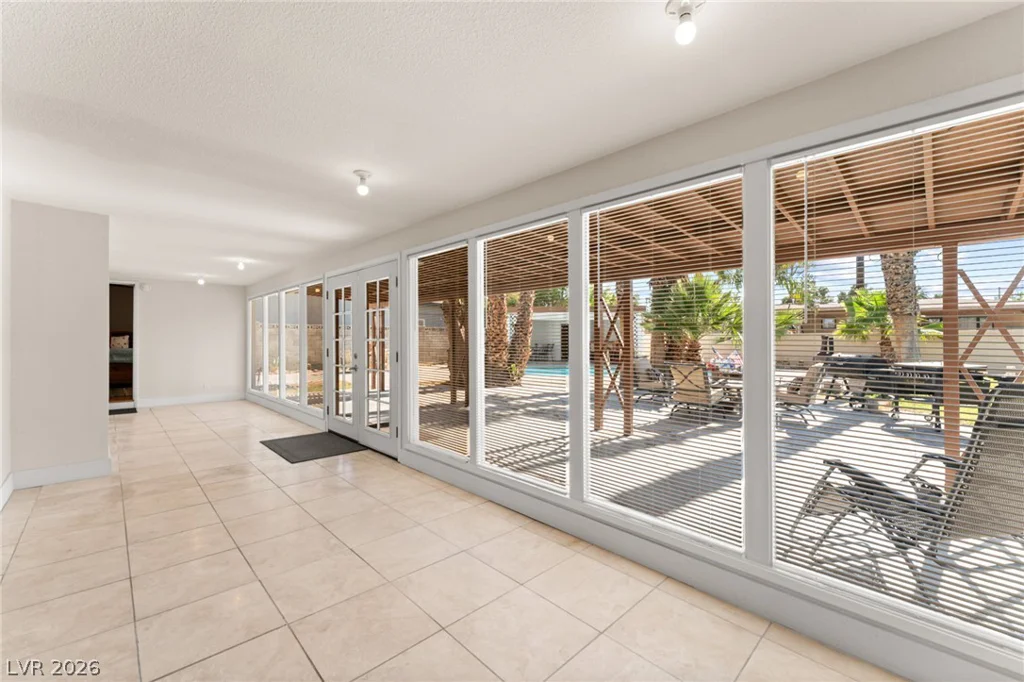 1212 Westlund, Las Vegas, NV 89102